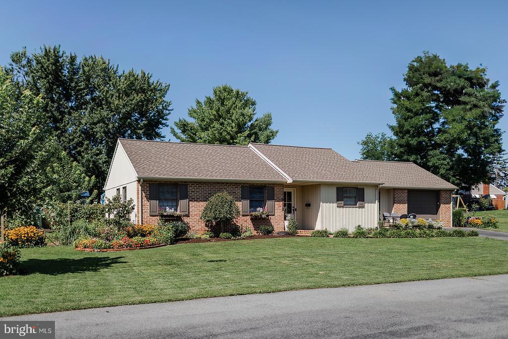 6350 HOLLOW DRIVE