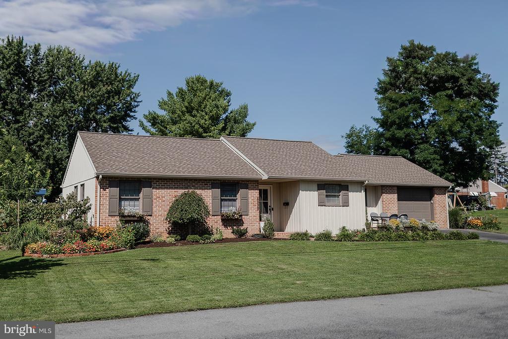 6350 HOLLOW DRIVE