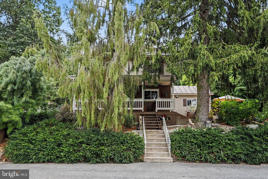 390 MILLER RD