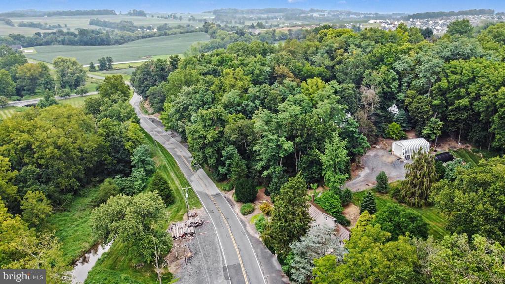 390 MILLER RD