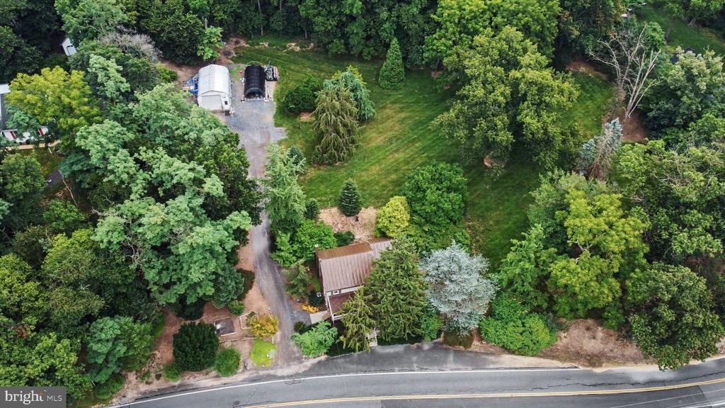 390 MILLER RD