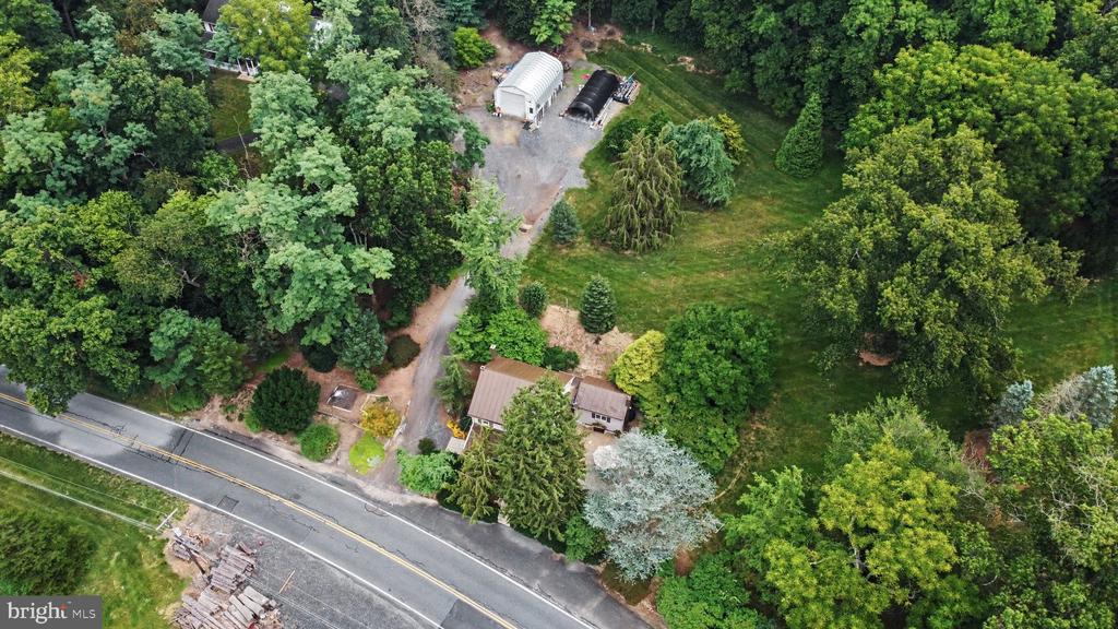 390 MILLER RD