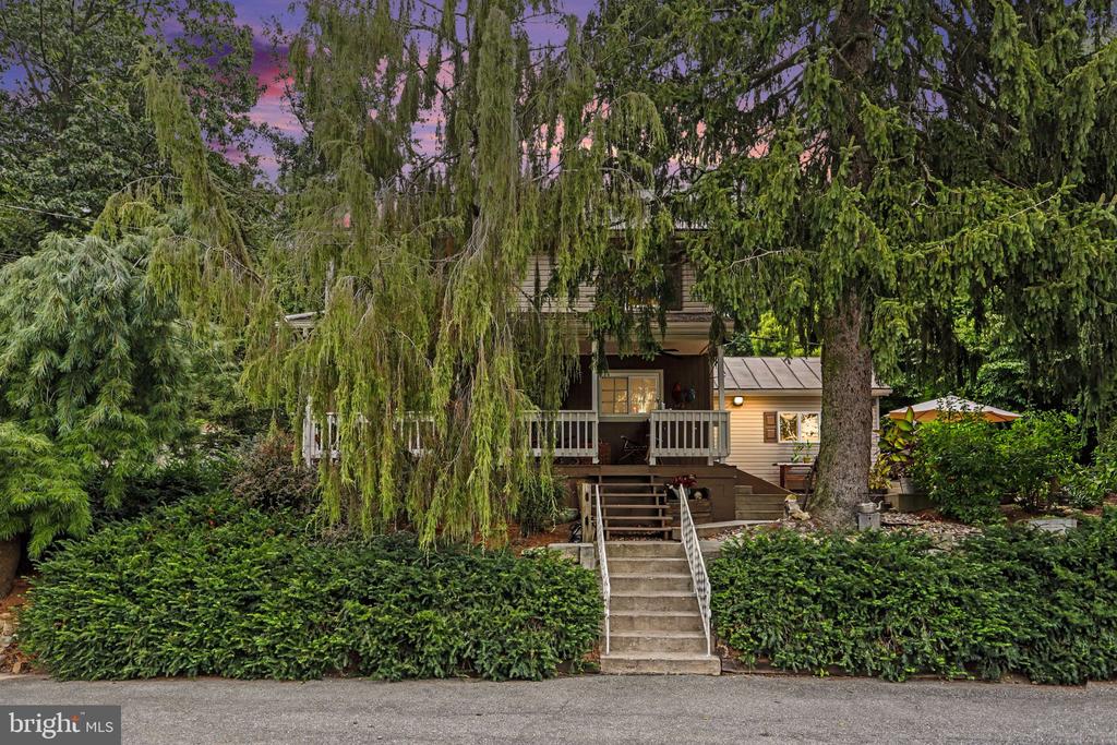 390 MILLER RD