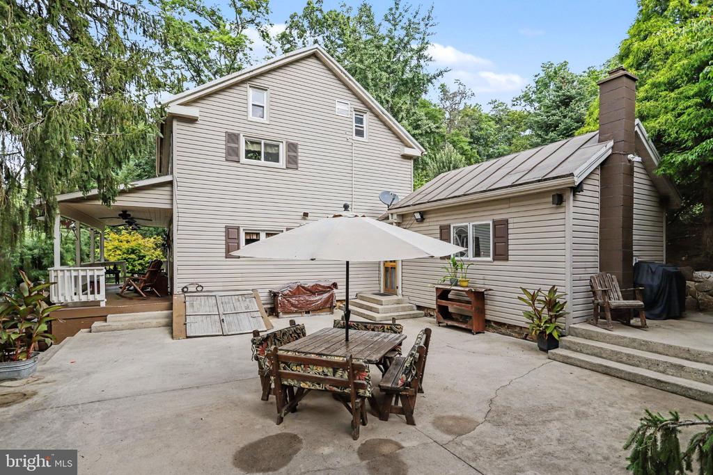 390 MILLER RD