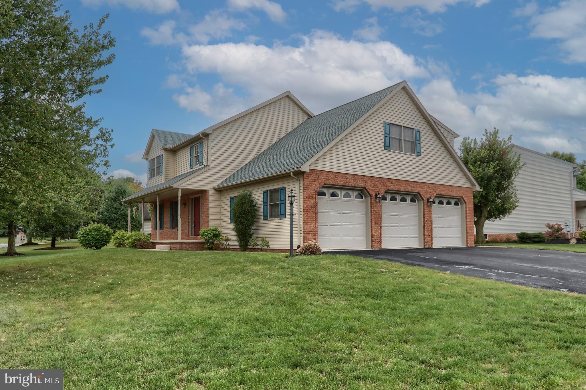 110 STONE HEDGE COURT