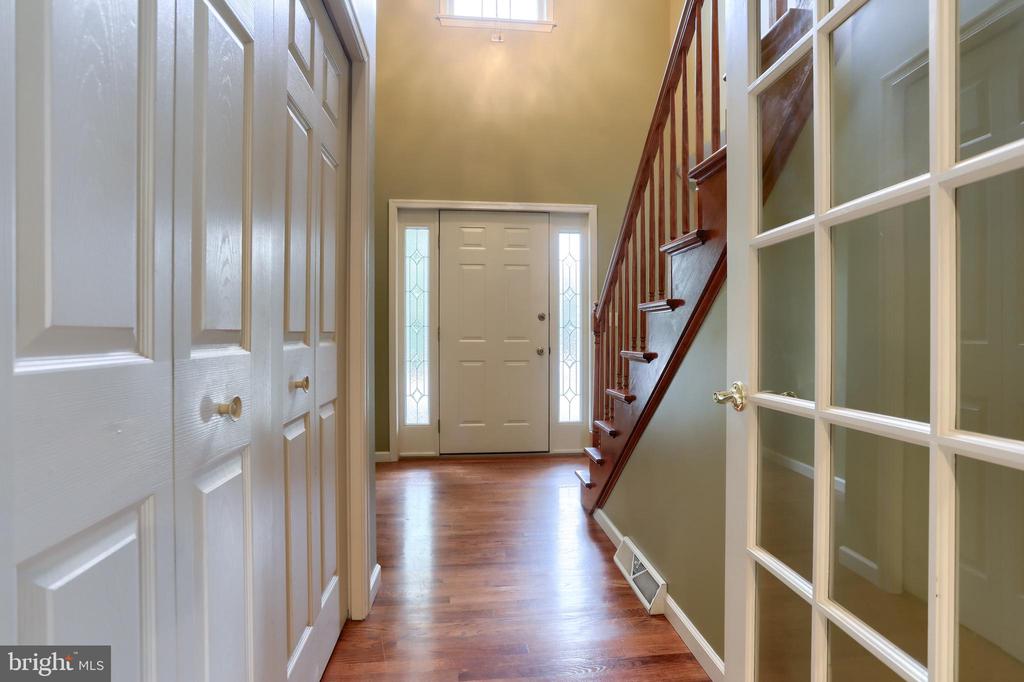 110 STONE HEDGE COURT
