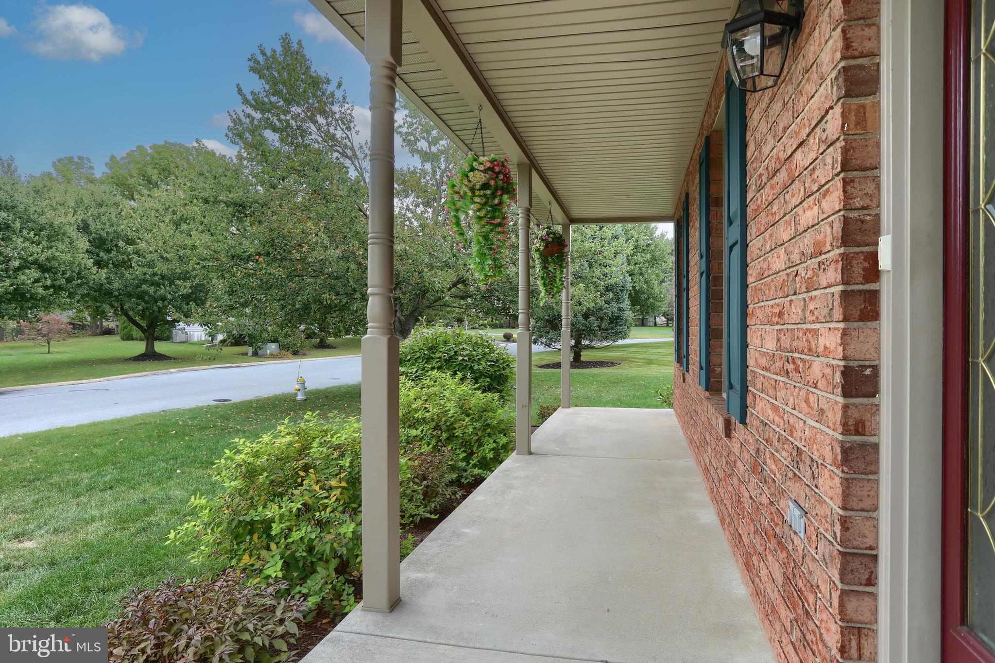 110 STONE HEDGE COURT