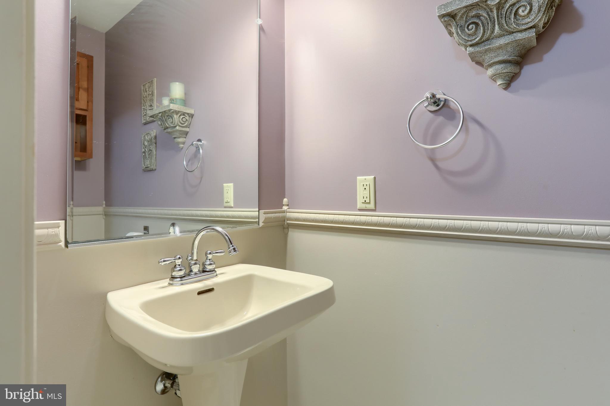 110 STONE HEDGE COURT