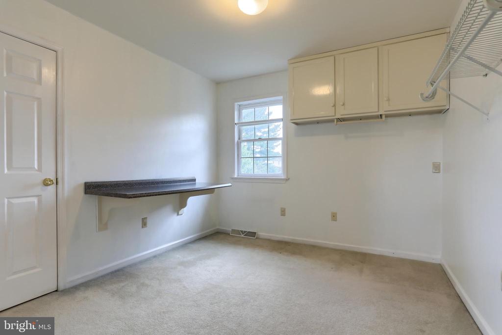 110 STONE HEDGE COURT