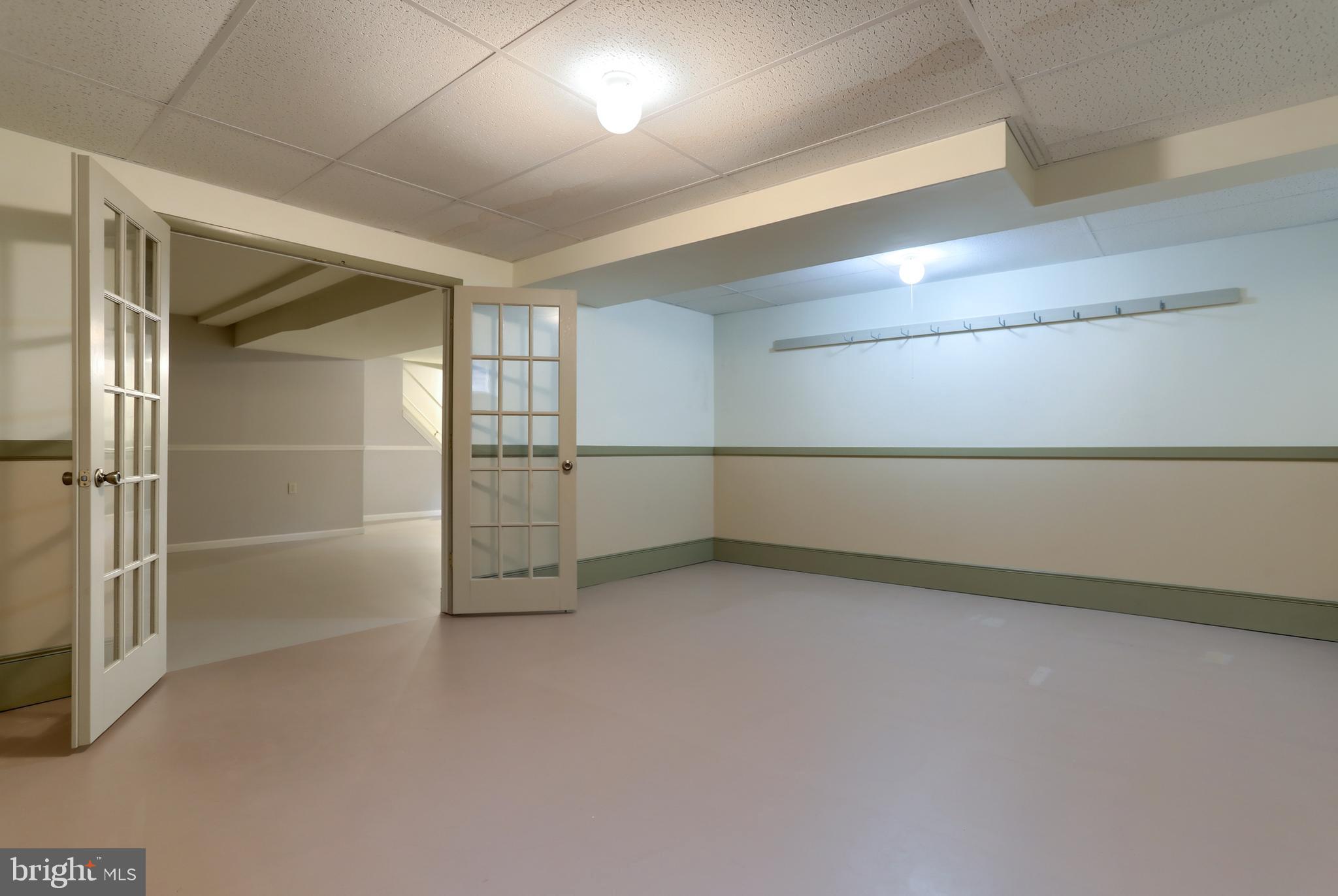 110 STONE HEDGE COURT