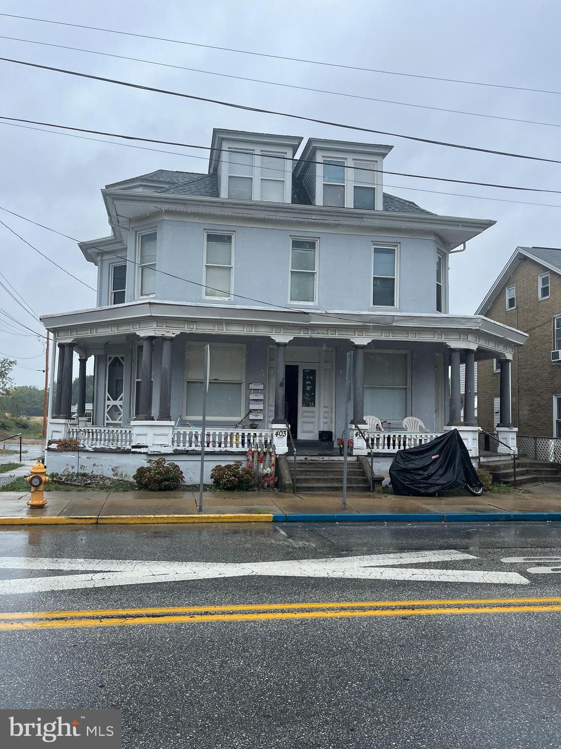 403-405 N RAILROAD STREET