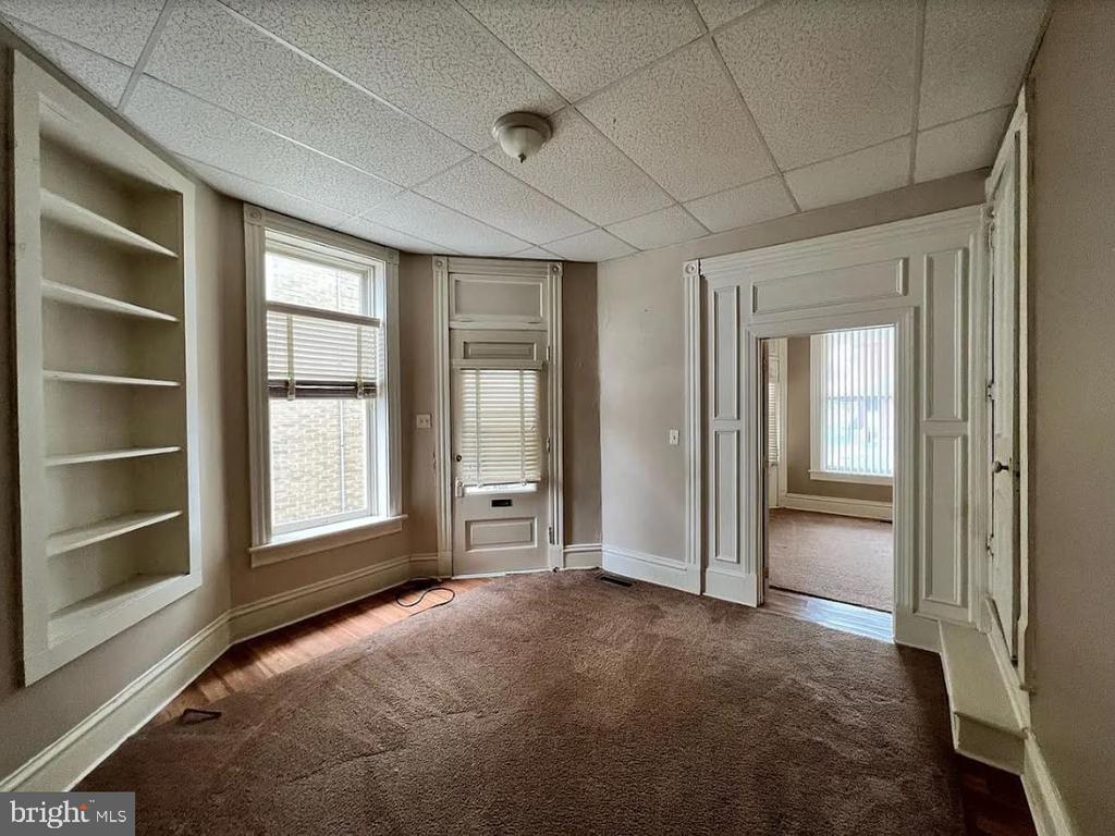 403-405 N RAILROAD STREET
