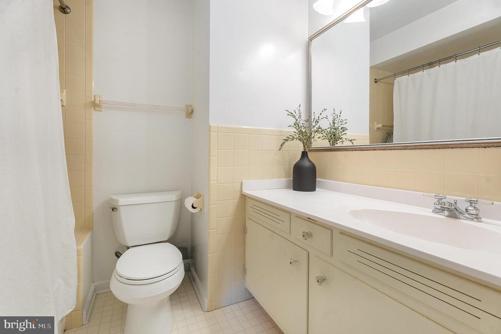 3 SYCAMORE LANE