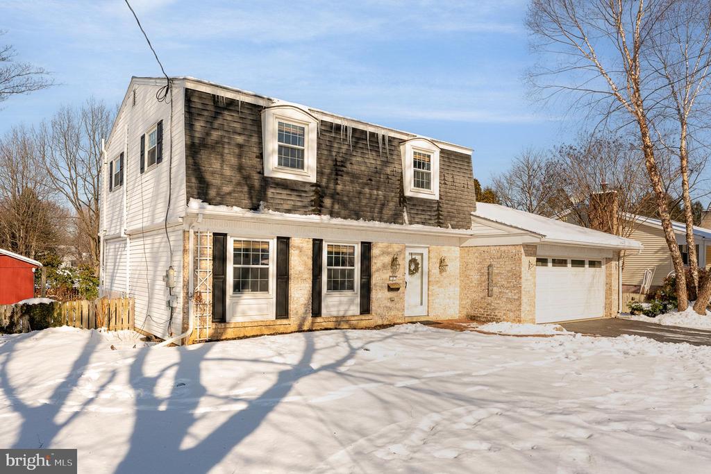 3 SYCAMORE LANE