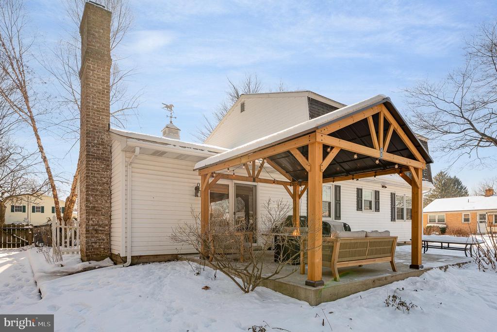 3 SYCAMORE LANE