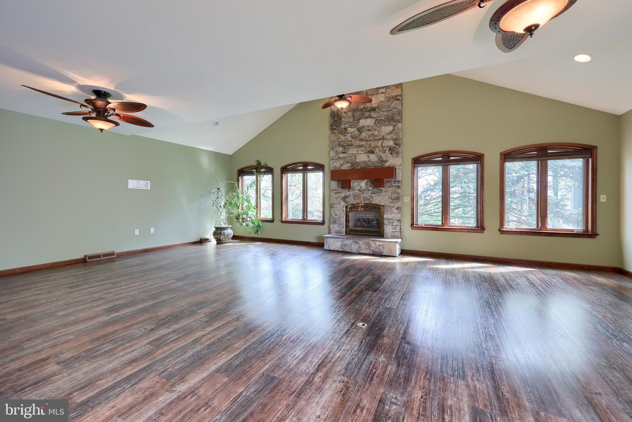 23 FOX RUN ROAD