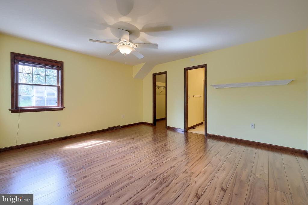 23 FOX RUN ROAD