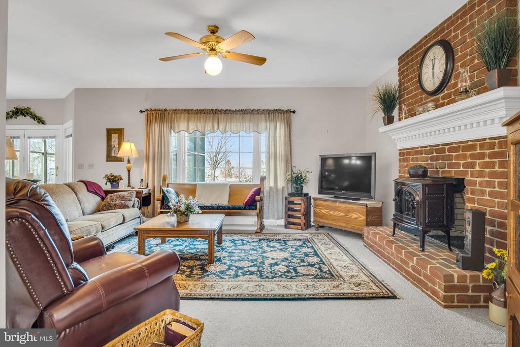 173 LAWN ROAD
