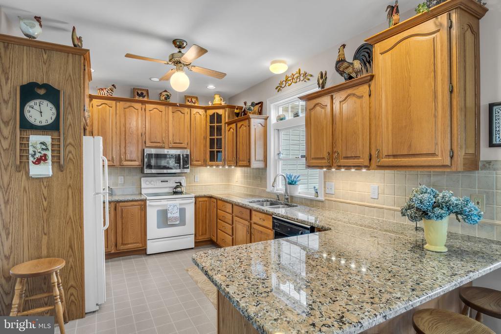 173 LAWN ROAD