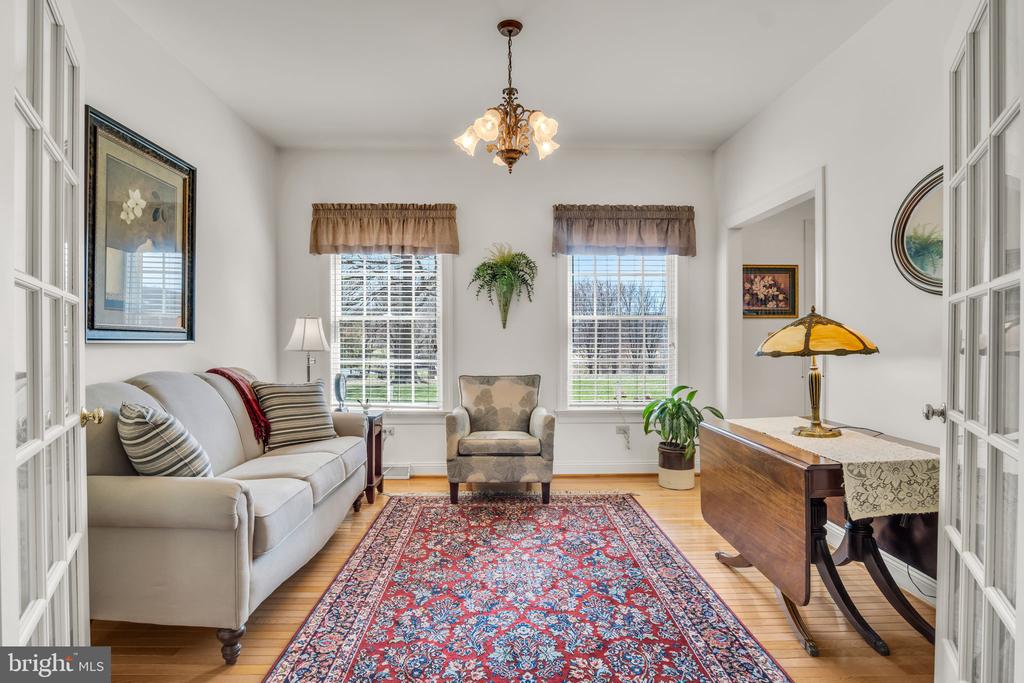 173 LAWN ROAD