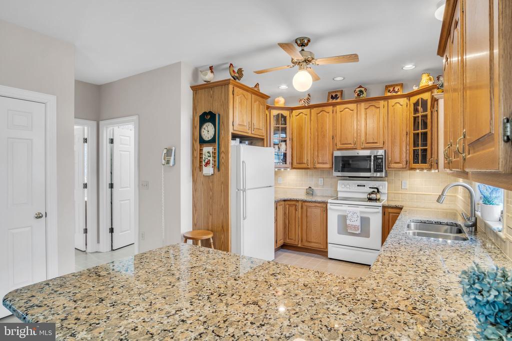 173 LAWN ROAD
