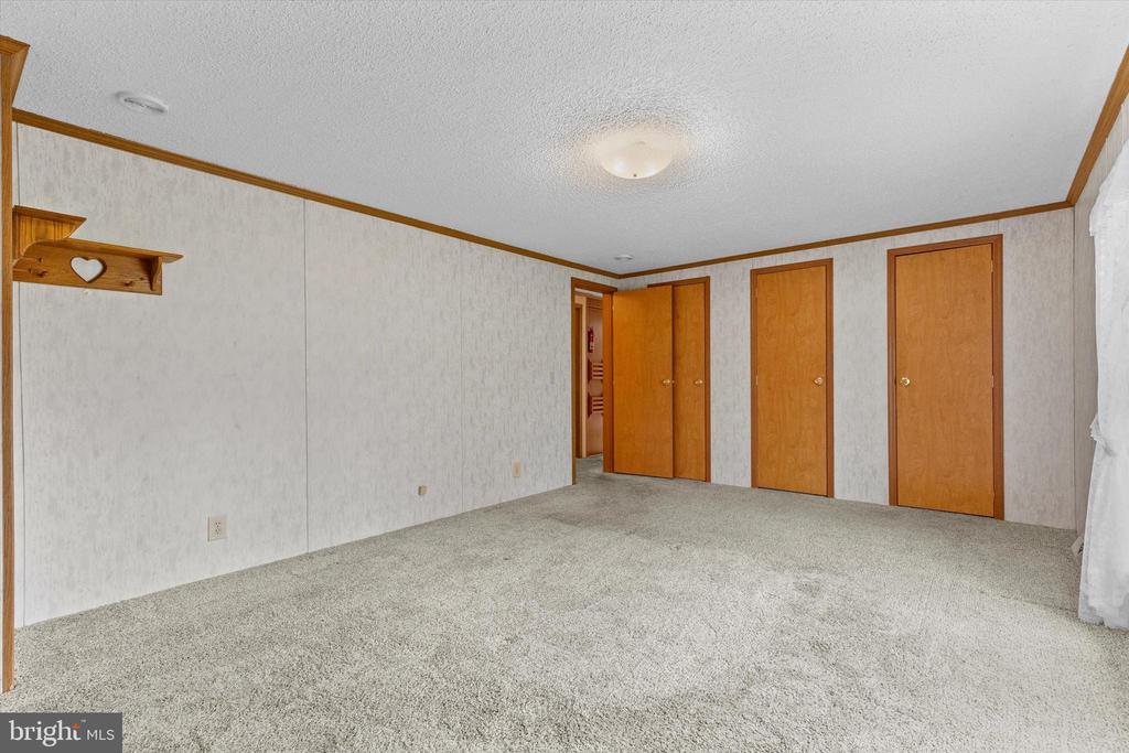 38 ASPEN DRIVE