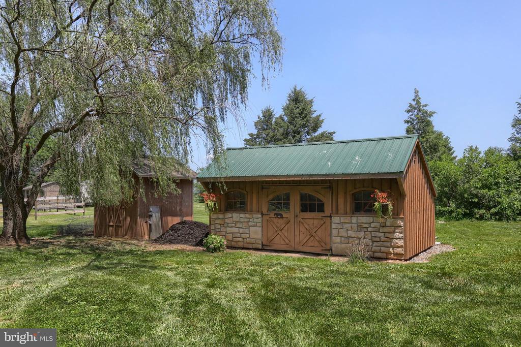857 CHURCH ROAD