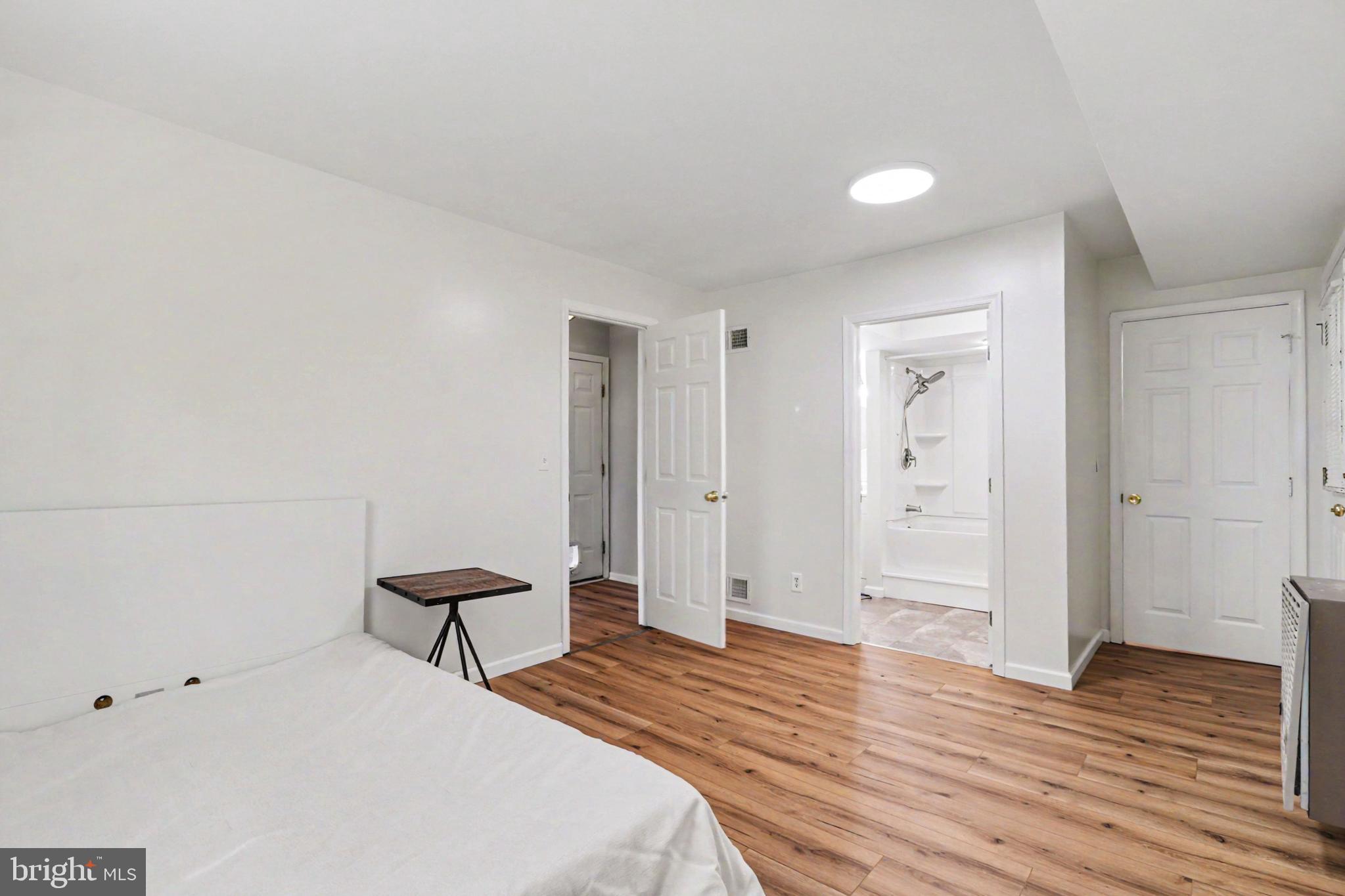 108 WOODSIDE COURT