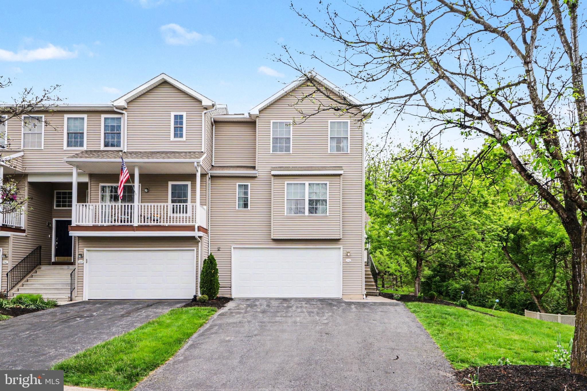 108 WOODSIDE COURT