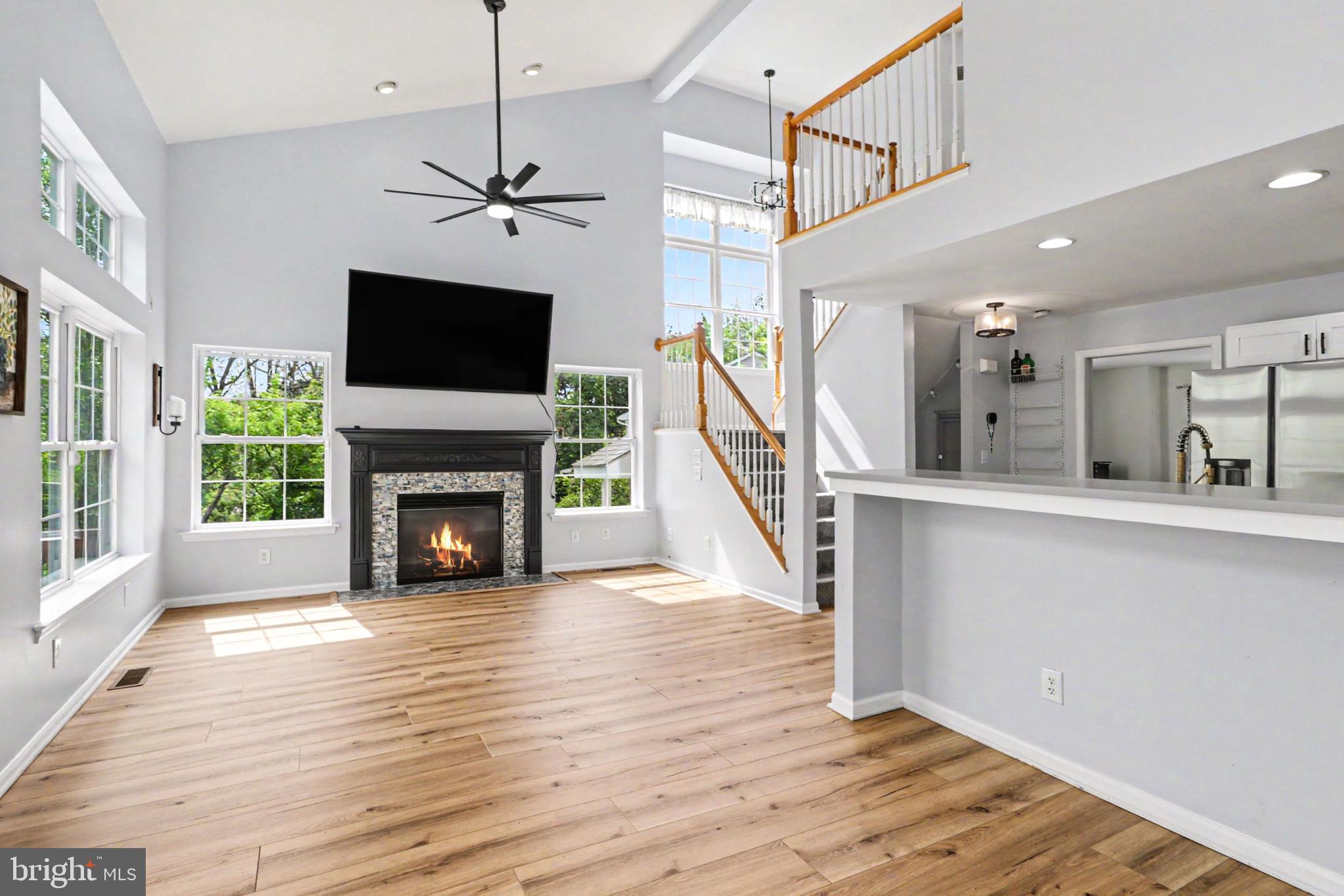 108 WOODSIDE COURT