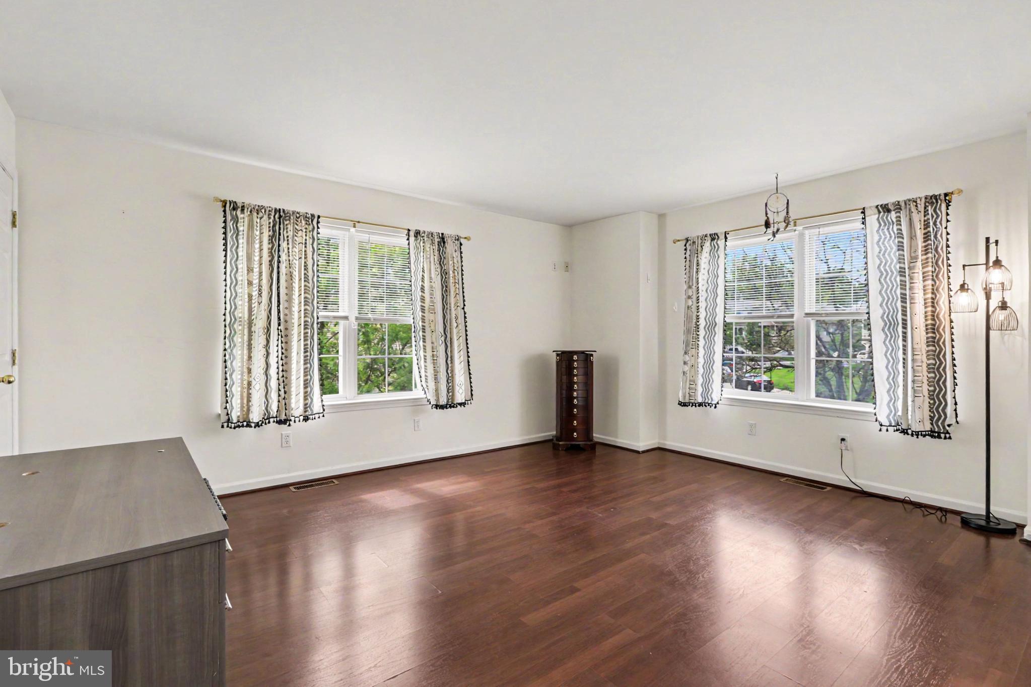108 WOODSIDE COURT