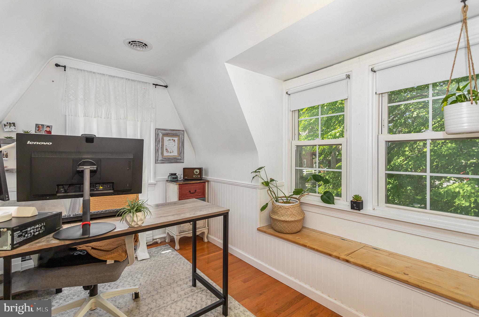 129 N FINDLAY STREET