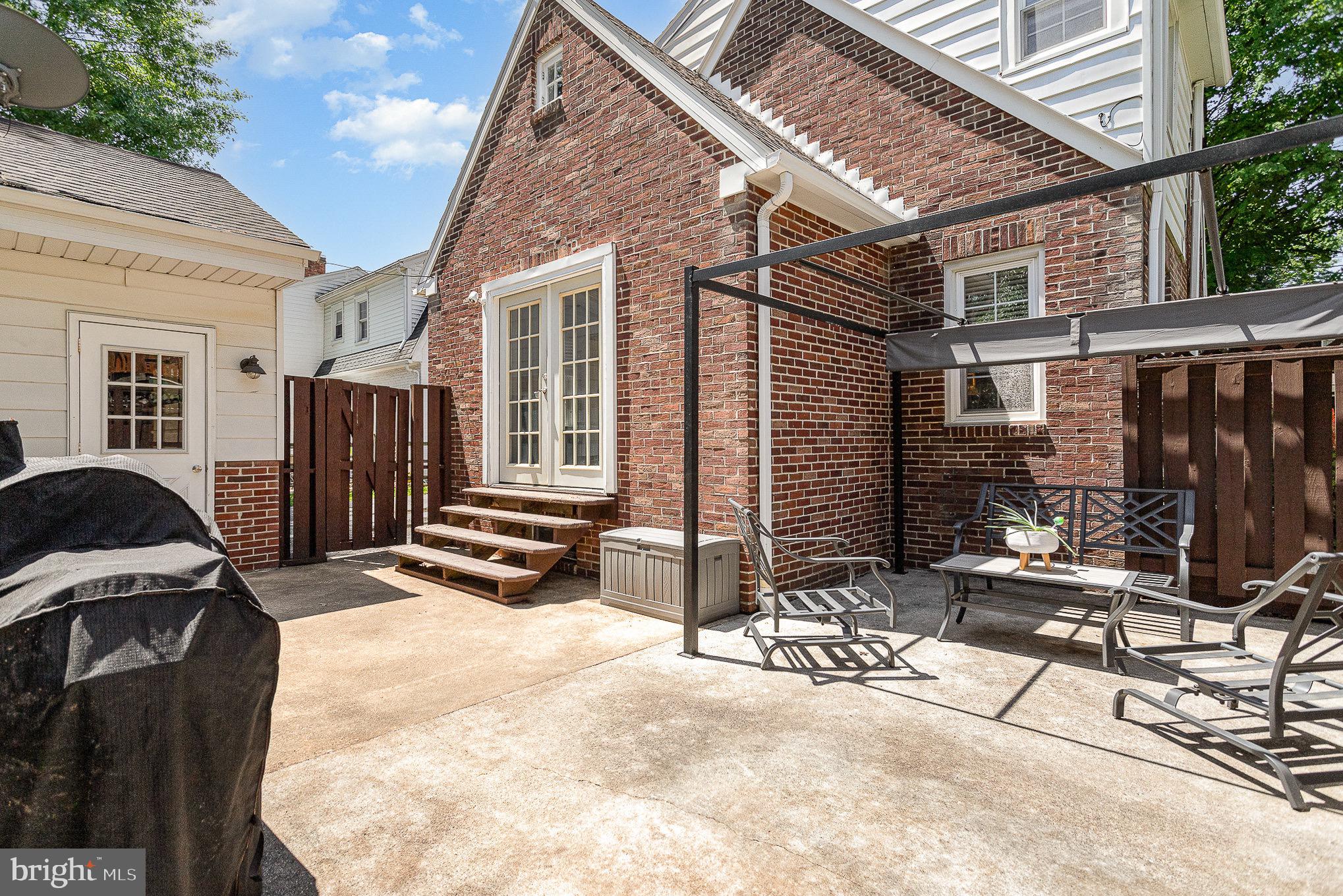 129 N FINDLAY STREET