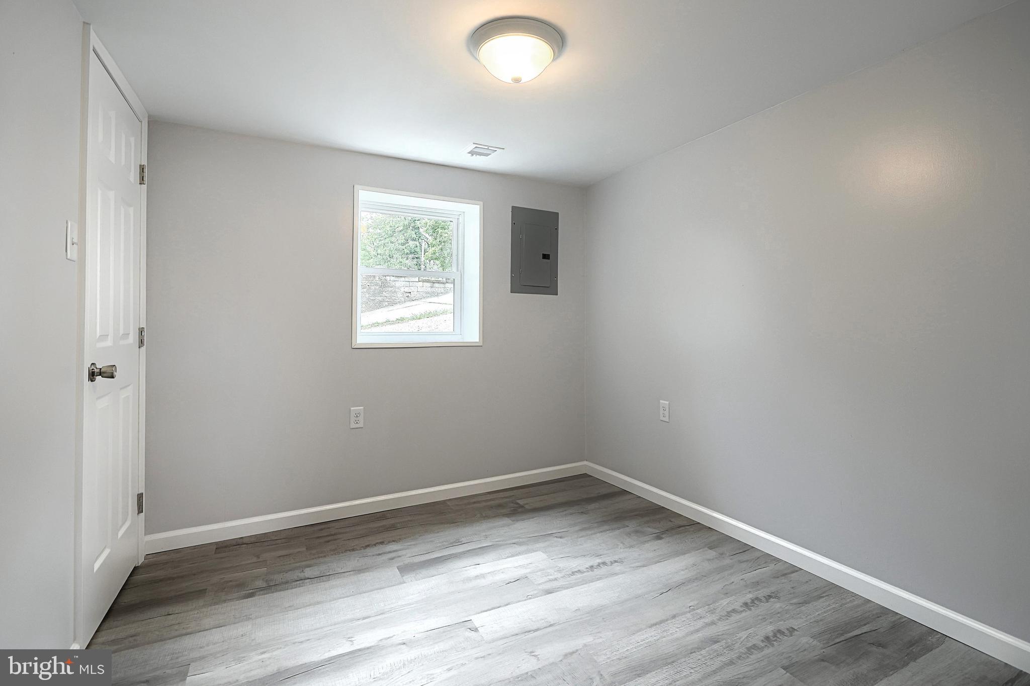 2636 N SHERMAN STREET