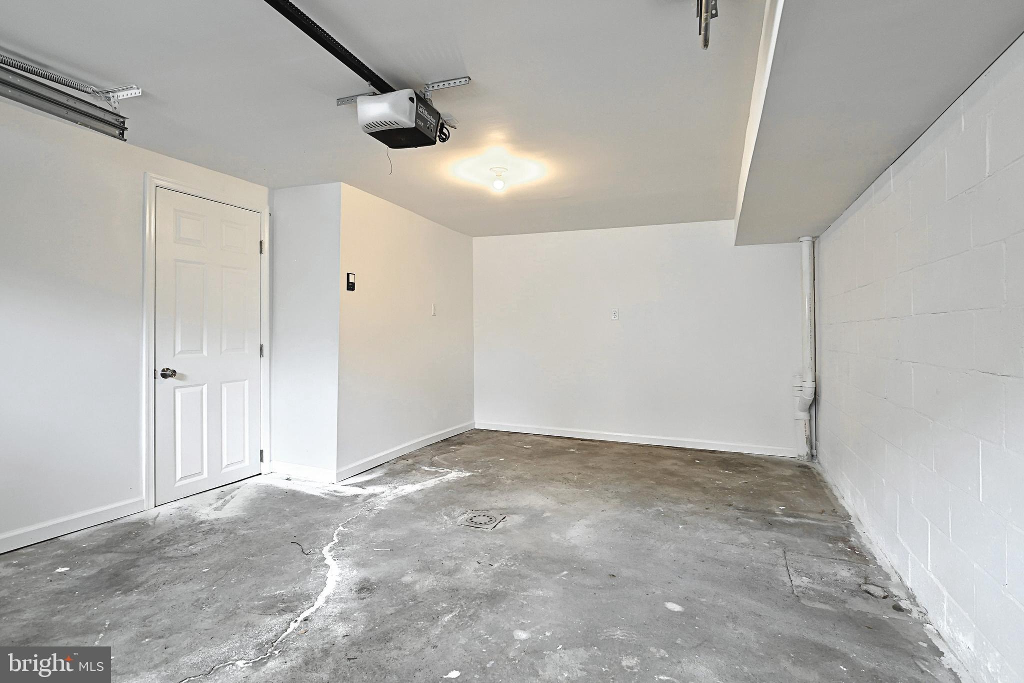 2636 N SHERMAN STREET