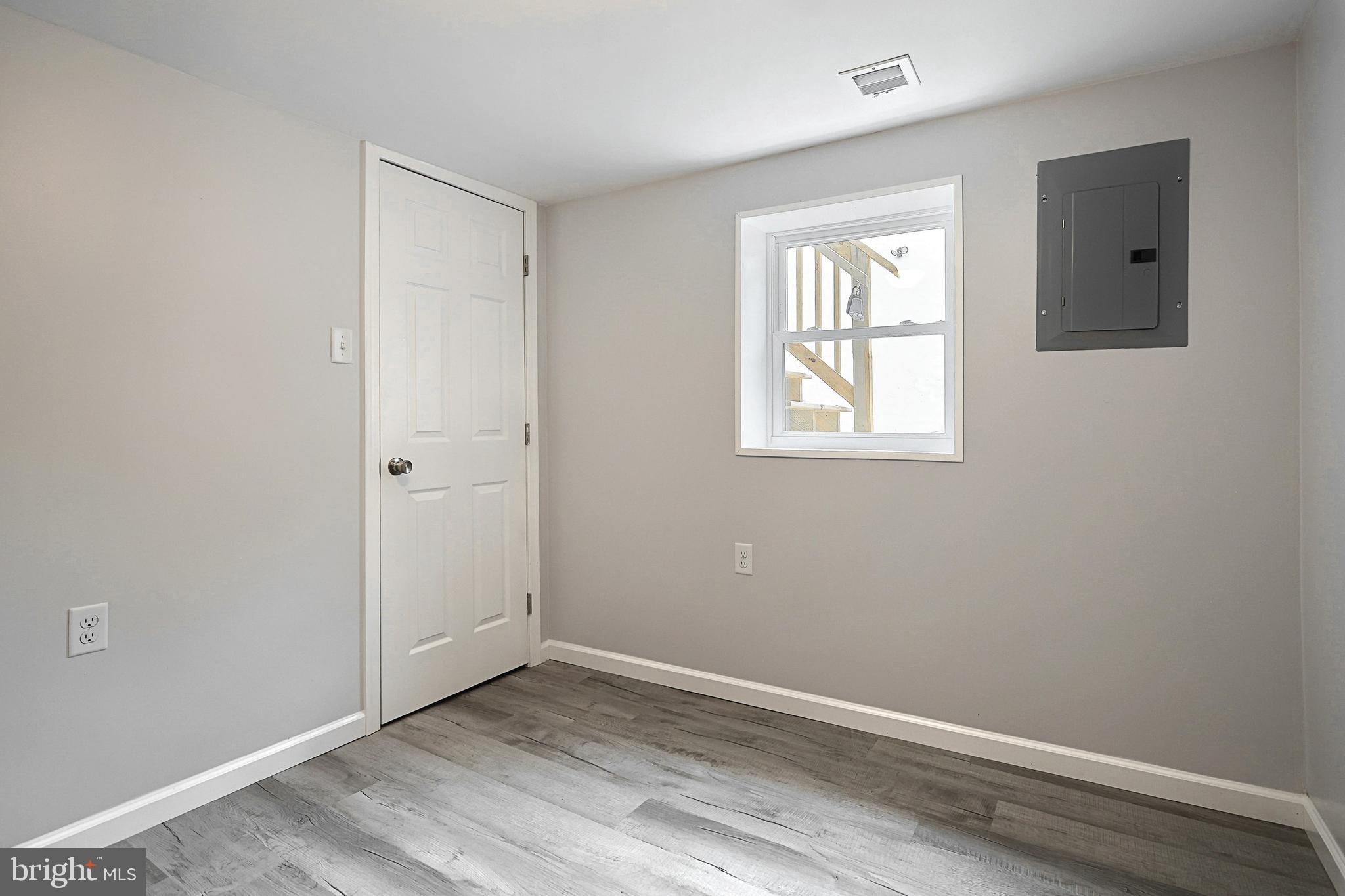 2636 N SHERMAN STREET