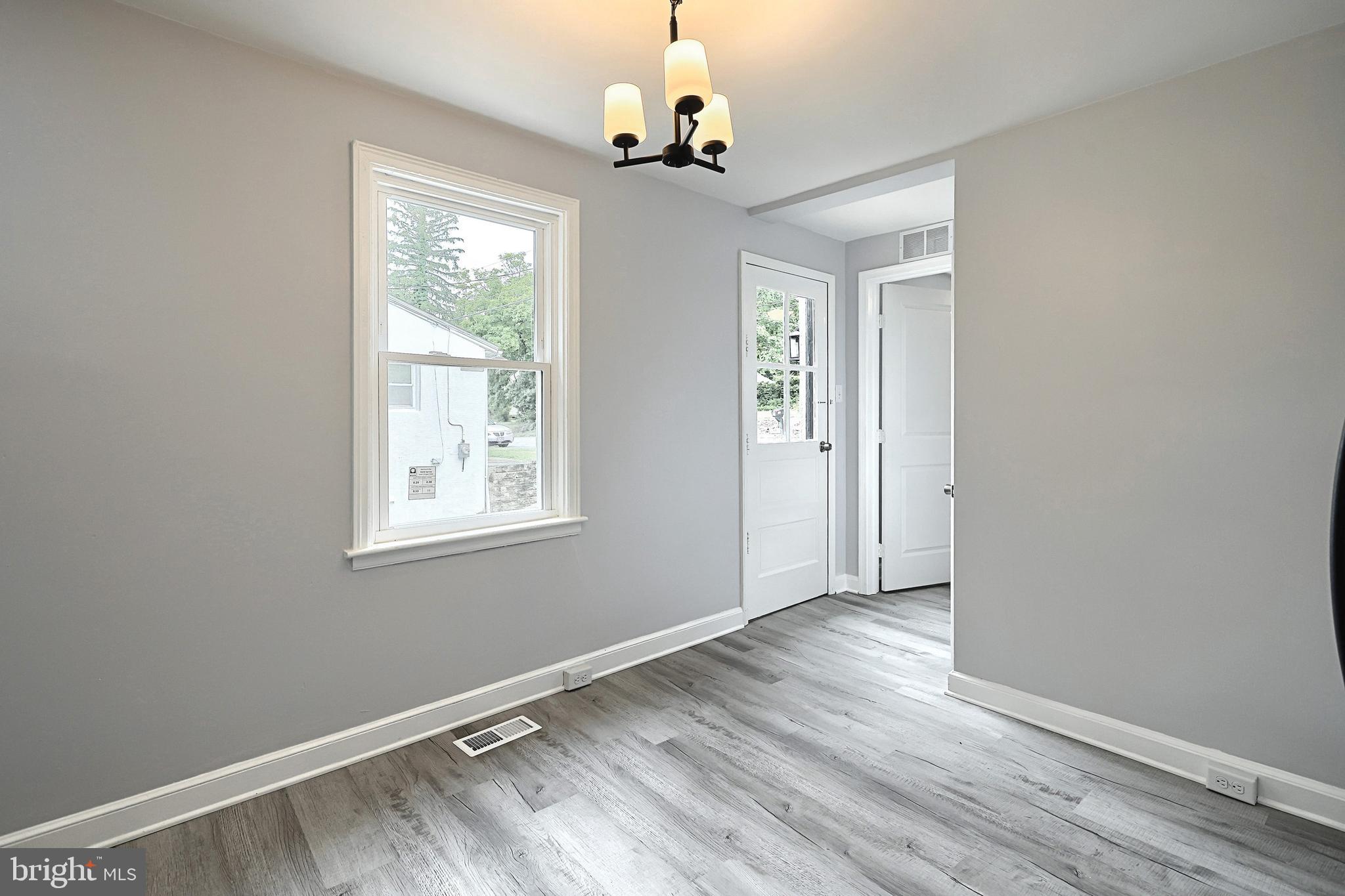 2636 N SHERMAN STREET