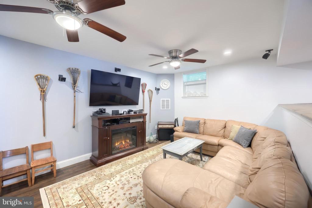 1018 TRINITY ROAD