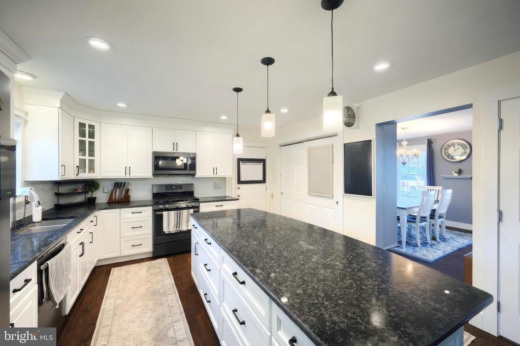 1018 TRINITY ROAD
