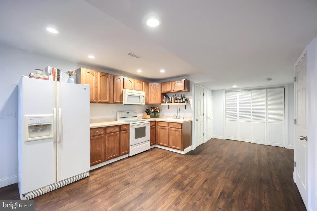 1018 TRINITY ROAD