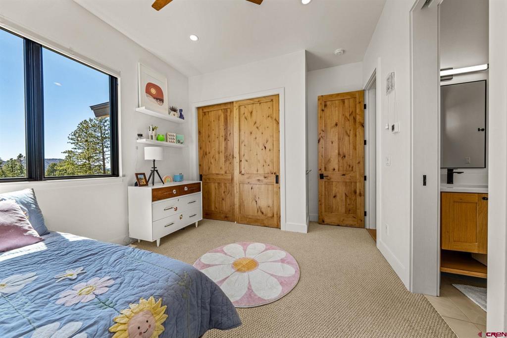 26 Boulder View Drive