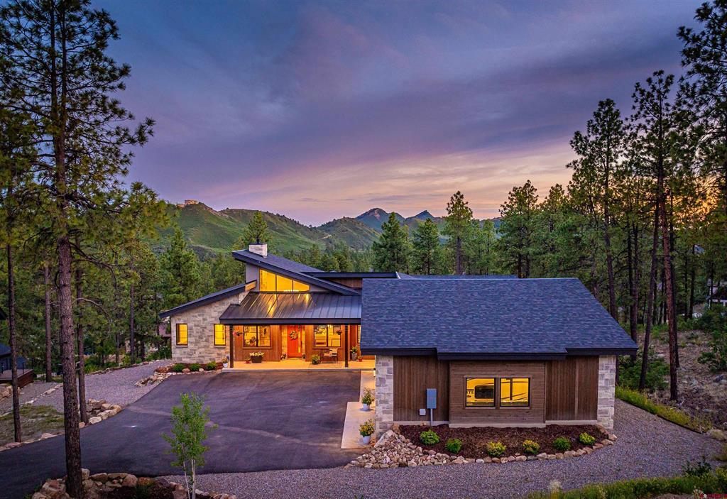 26 Boulder View Drive