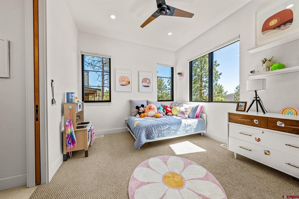 26 Boulder View Drive