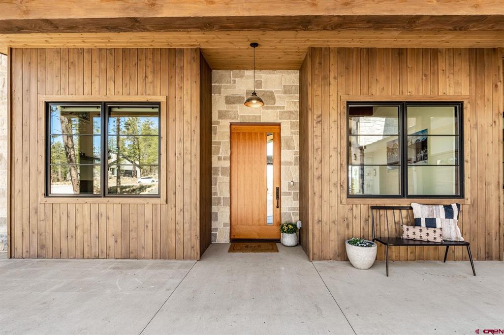 26 Boulder View Drive