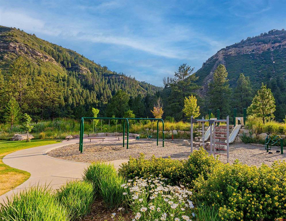 20 Sego Lily Court