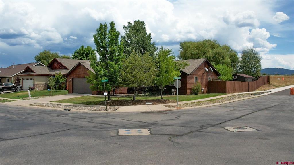 600 Magnolia Court