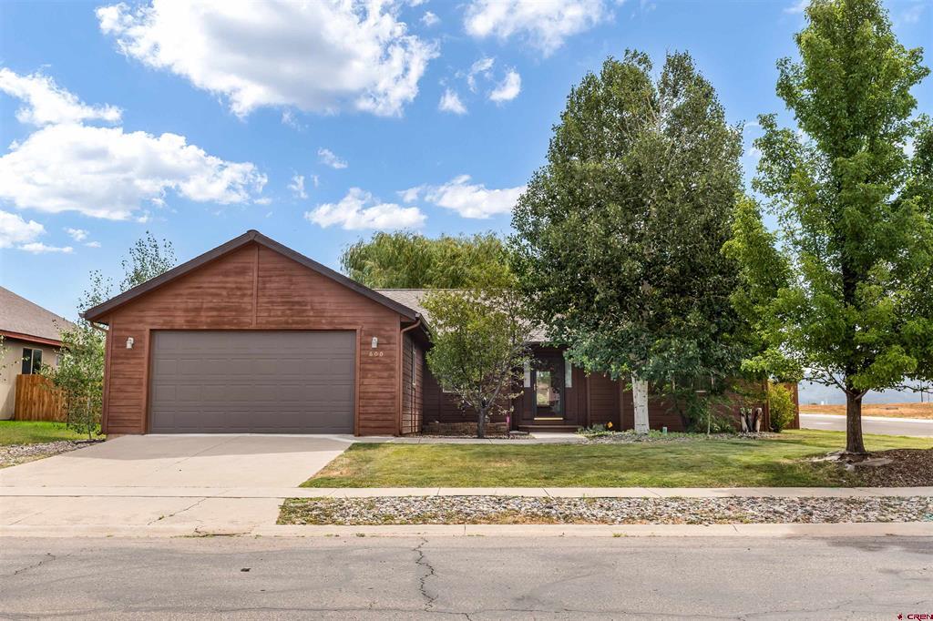 600 Magnolia Court