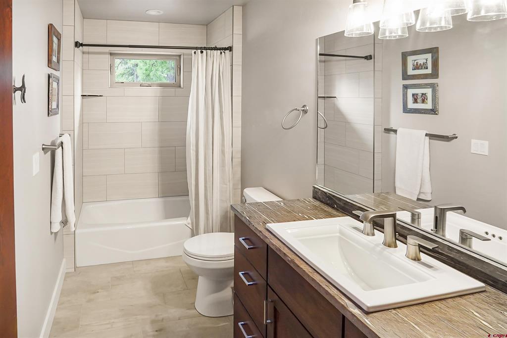 250 Edgemont Meadows Road