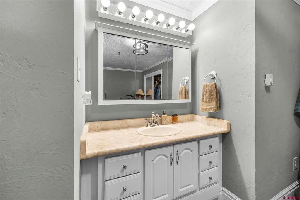 129 & 131 Loretta Court