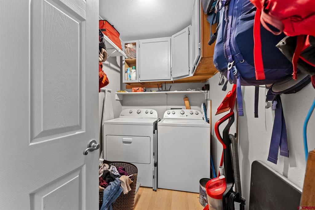 129 & 131 Loretta Court